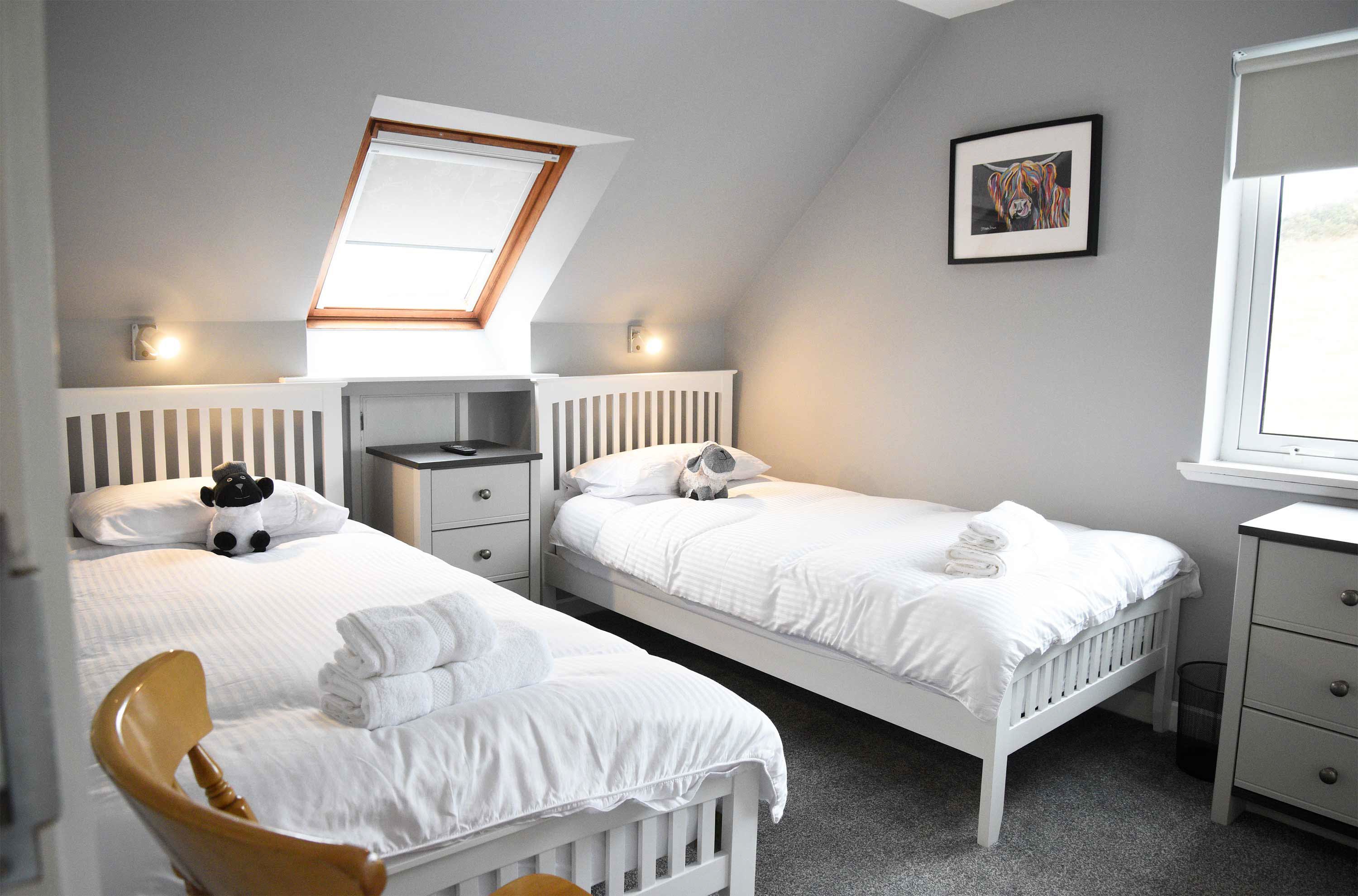Modern Twin Room accommodation in Uig