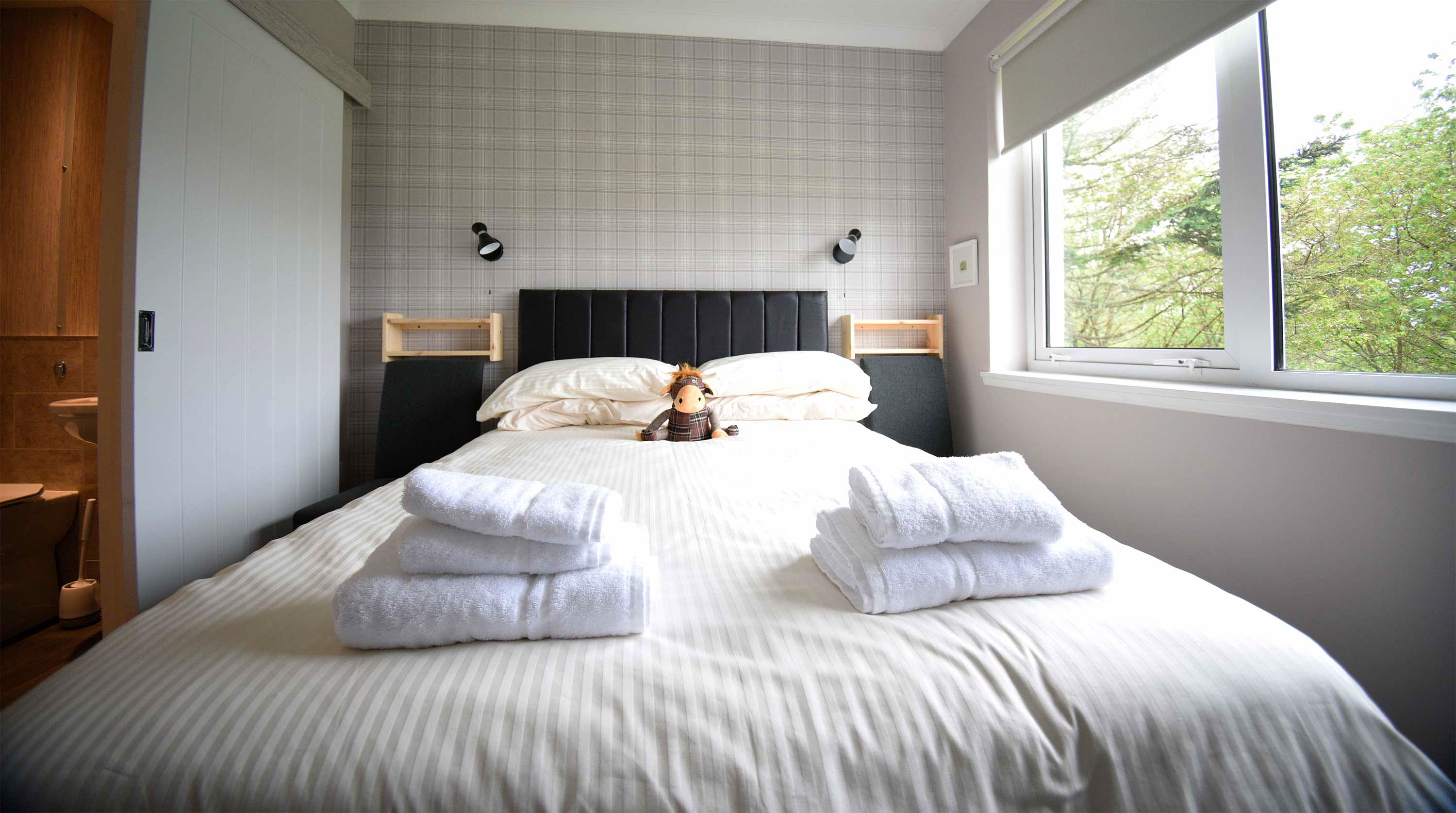 5 Glenconon Bed and Breakfast Sea View Single Room with private bathroom