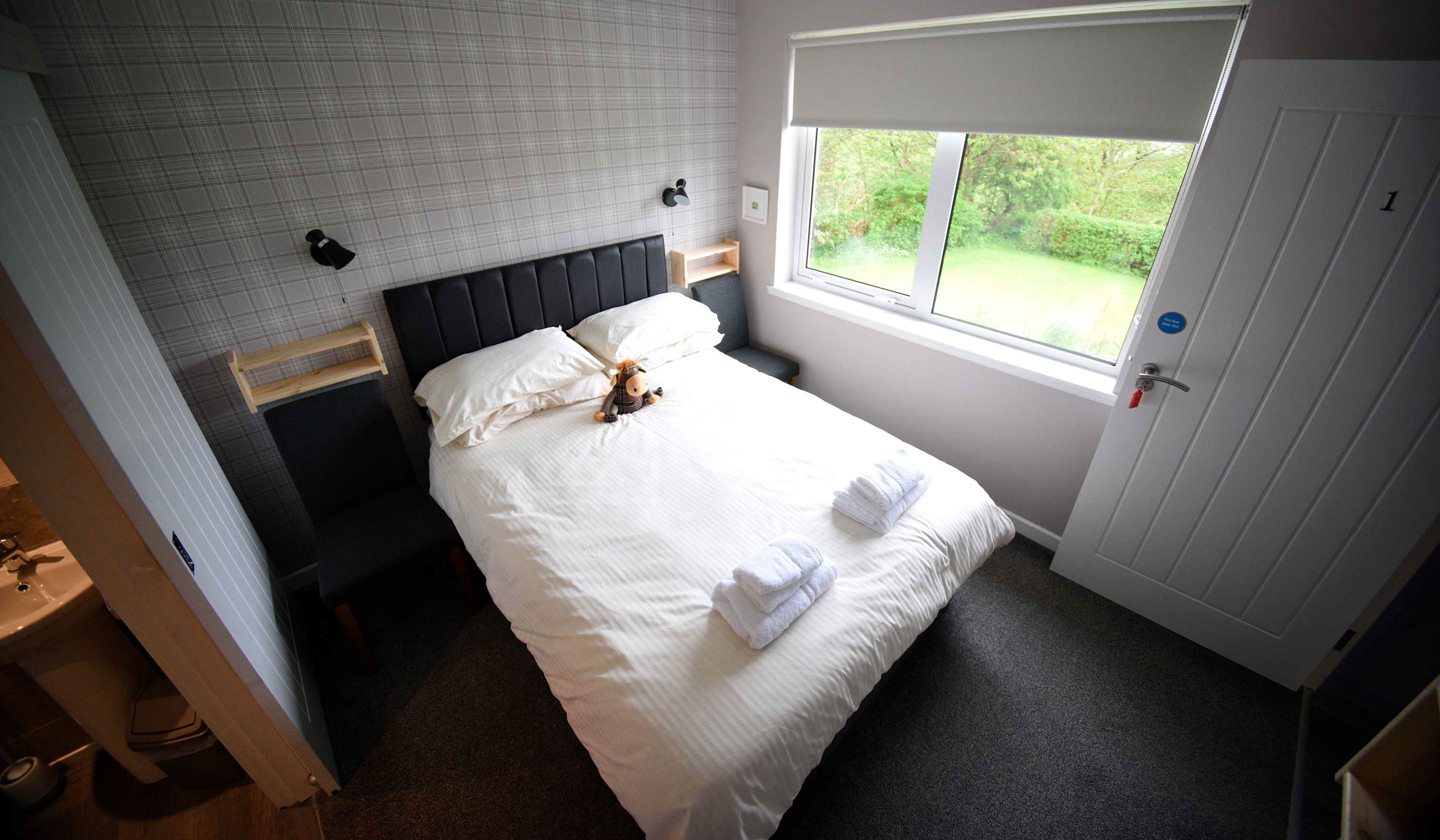 Spacious Double room in Uig